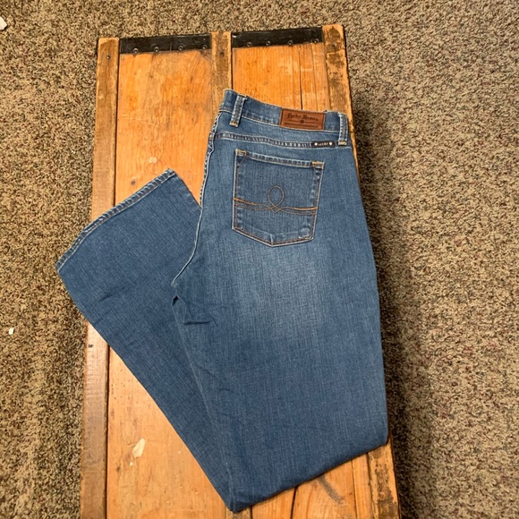 Lucky - Picture 1 of 1